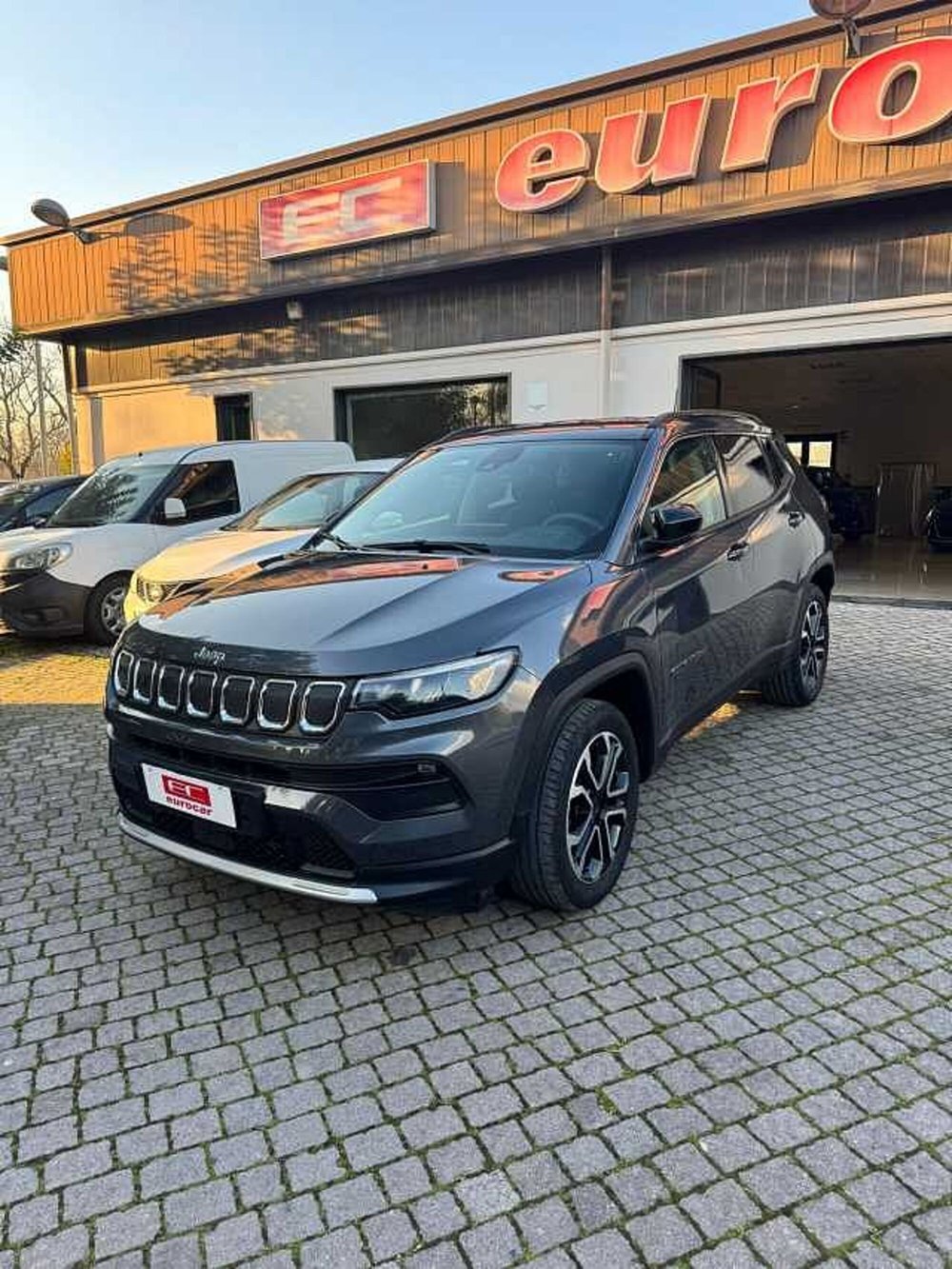 Jeep Compass usata a Napoli (2)