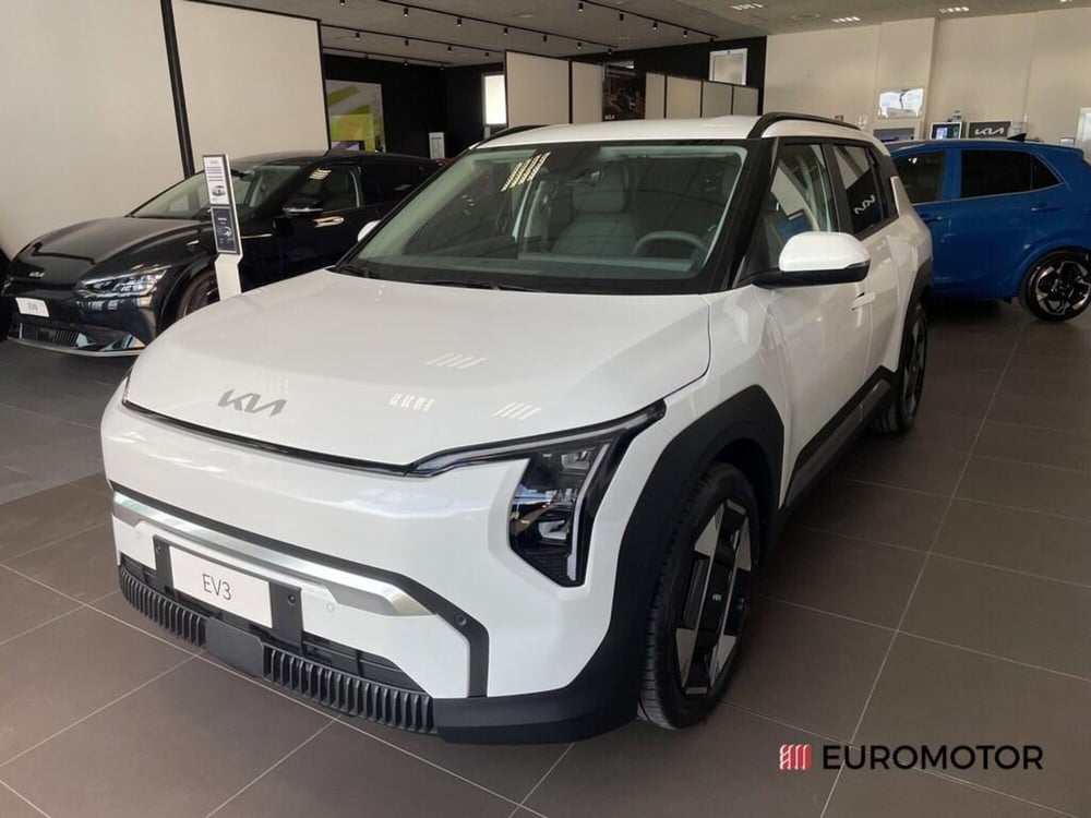 Kia EV3 nuova a Bari