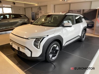 Kia EV3 58,3 kWh Air c/pompa calore nuova a Modugno