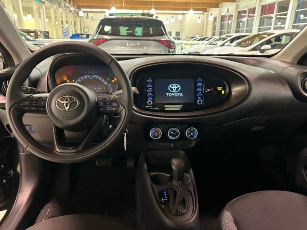 Toyota Aygo X usata a Vicenza (8)