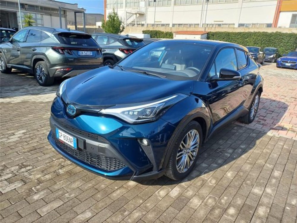 Toyota Toyota C-HR usata a Bari (3)