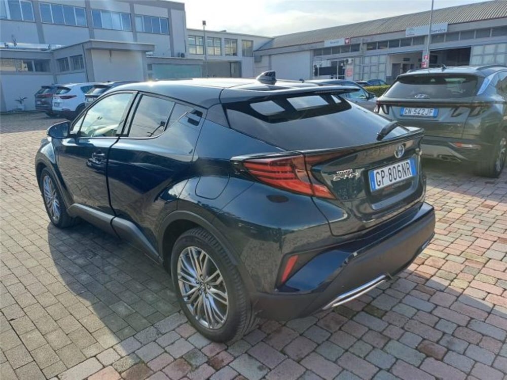 Toyota Toyota C-HR usata a Bari (4)