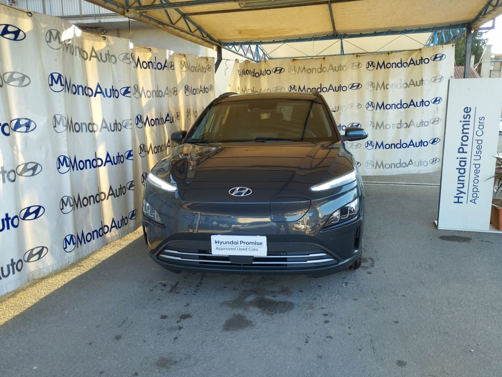 Hyundai Kona nuova a Palermo (2)