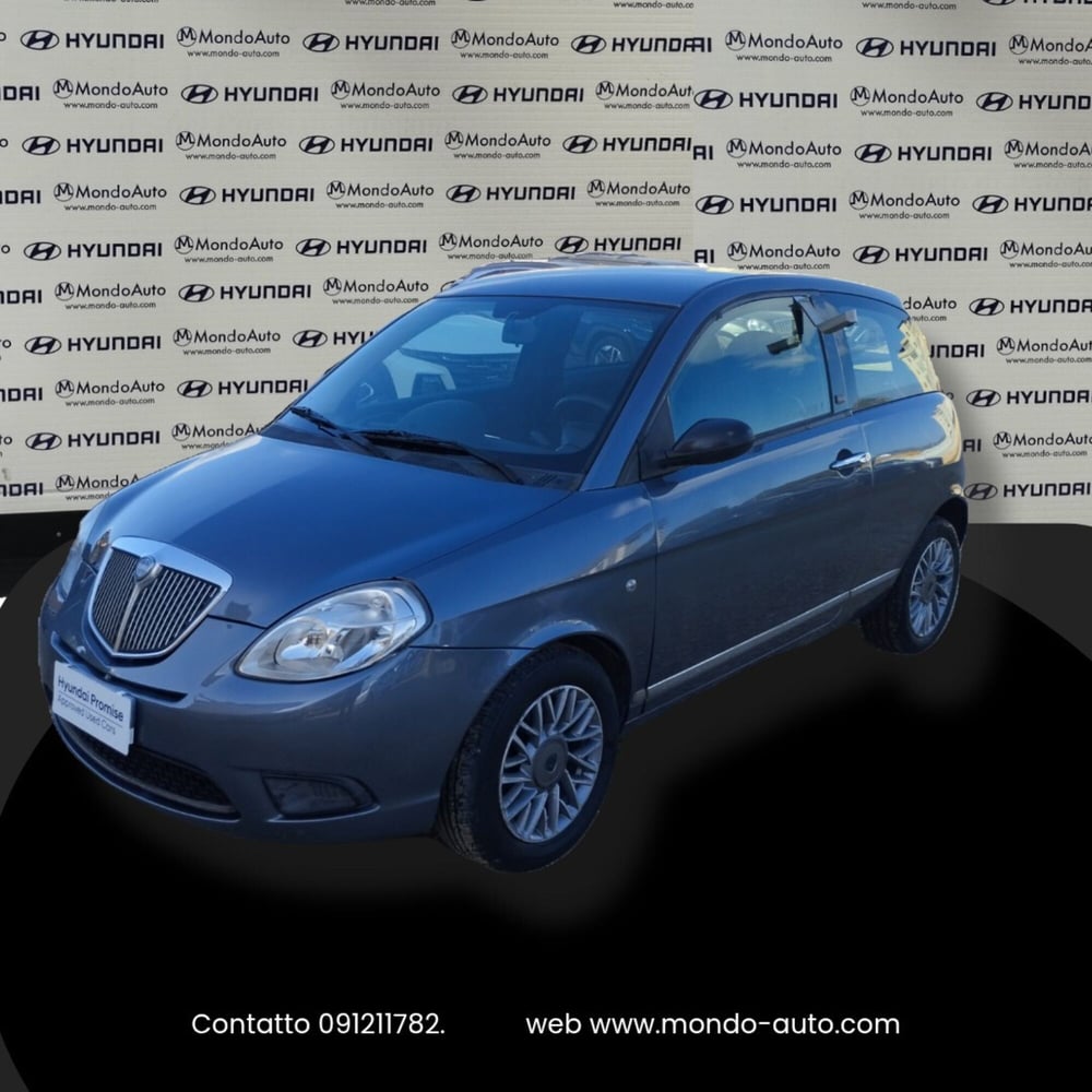 Lancia Ypsilon usata a Palermo