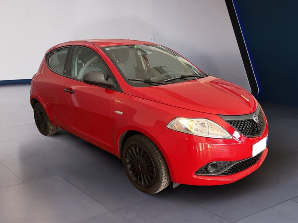 Lancia Ypsilon usata a Torino (3)