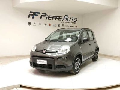 Fiat Panda 1.0 FireFly S&amp;S Hybrid City Cross  del 2022 usata a Teramo