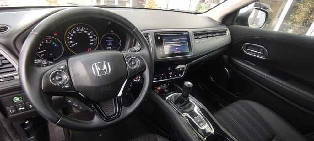 Honda HR-V usata a Caserta (12)