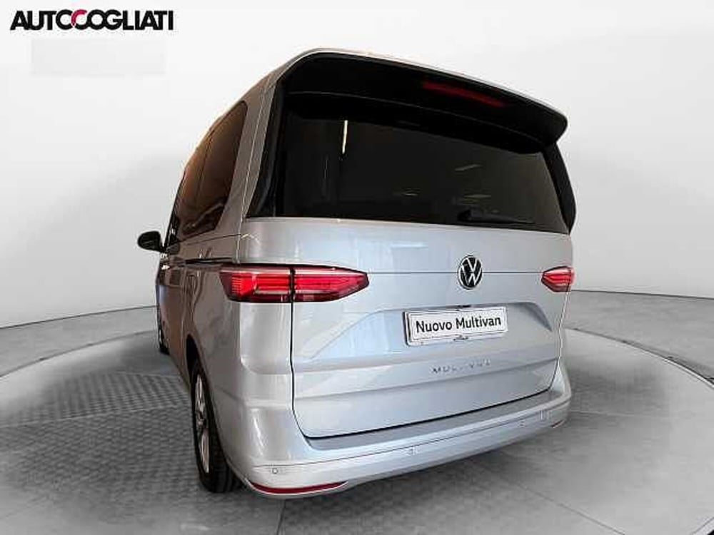 Volkswagen Multivan nuova a Lecco (7)