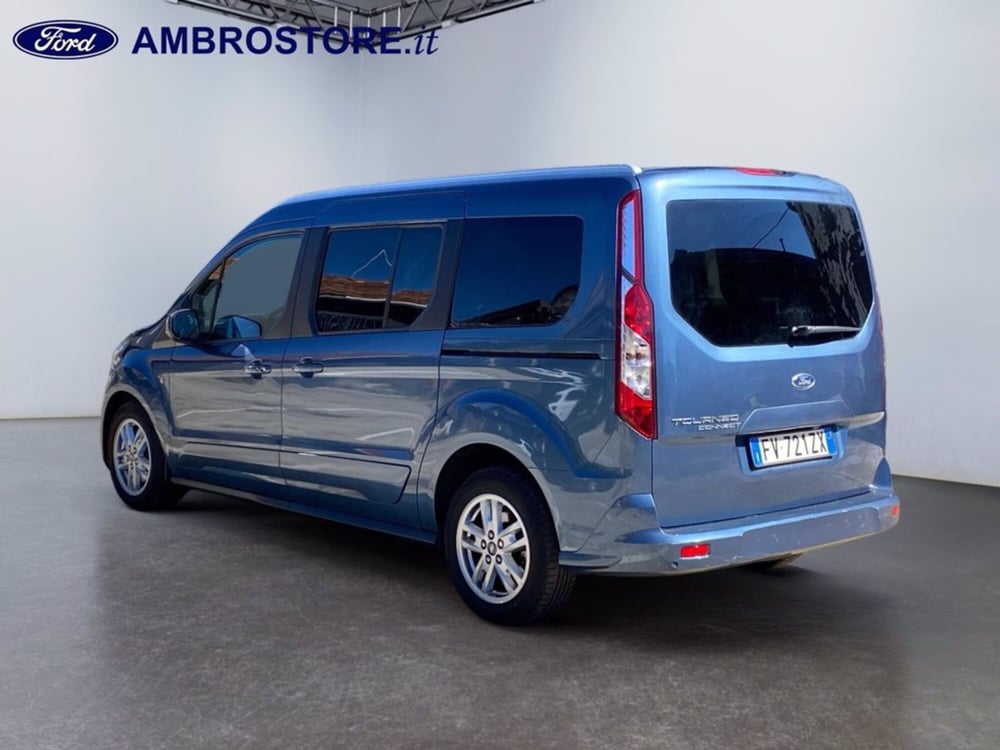 Ford Tourneo Connect usata a Milano (7)