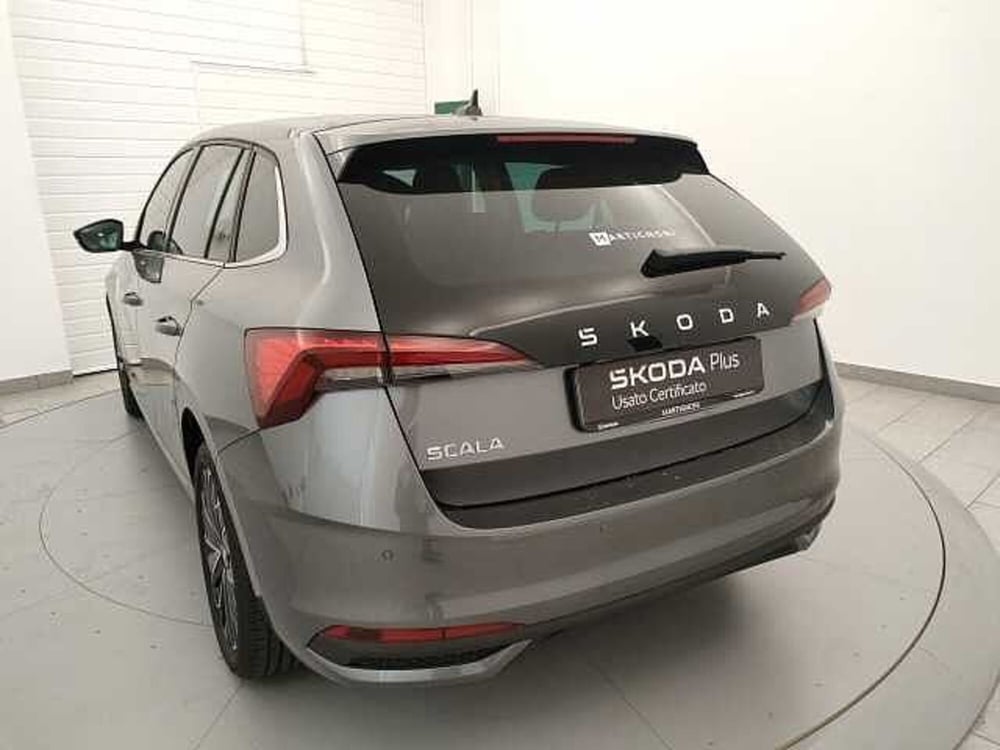 Skoda Scala usata a Varese (8)