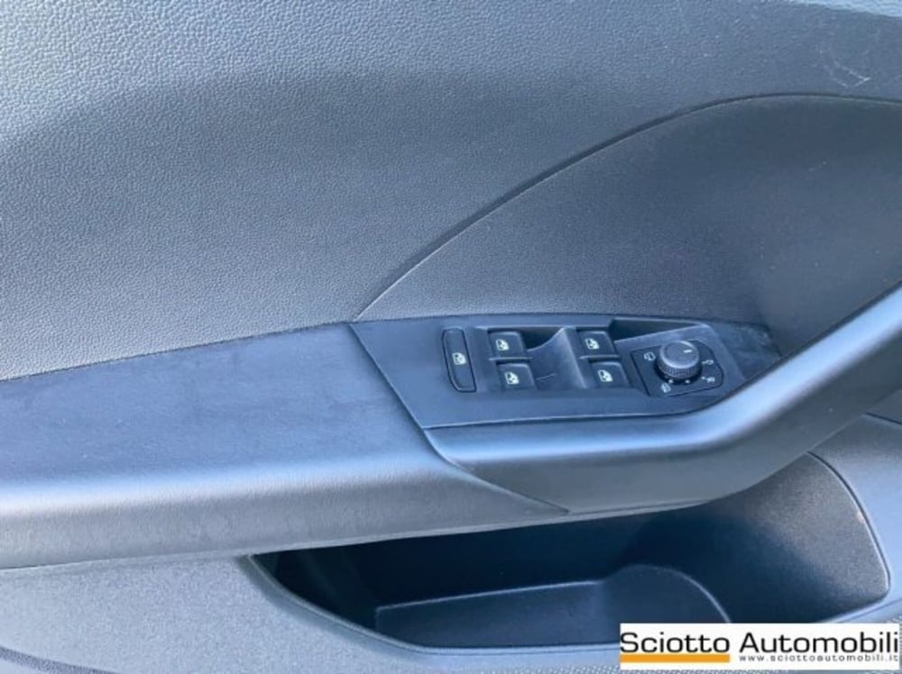 Volkswagen T-Cross usata a Messina (12)