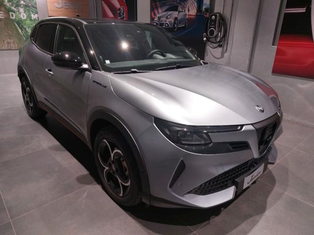 Alfa Romeo Junior nuova a Padova