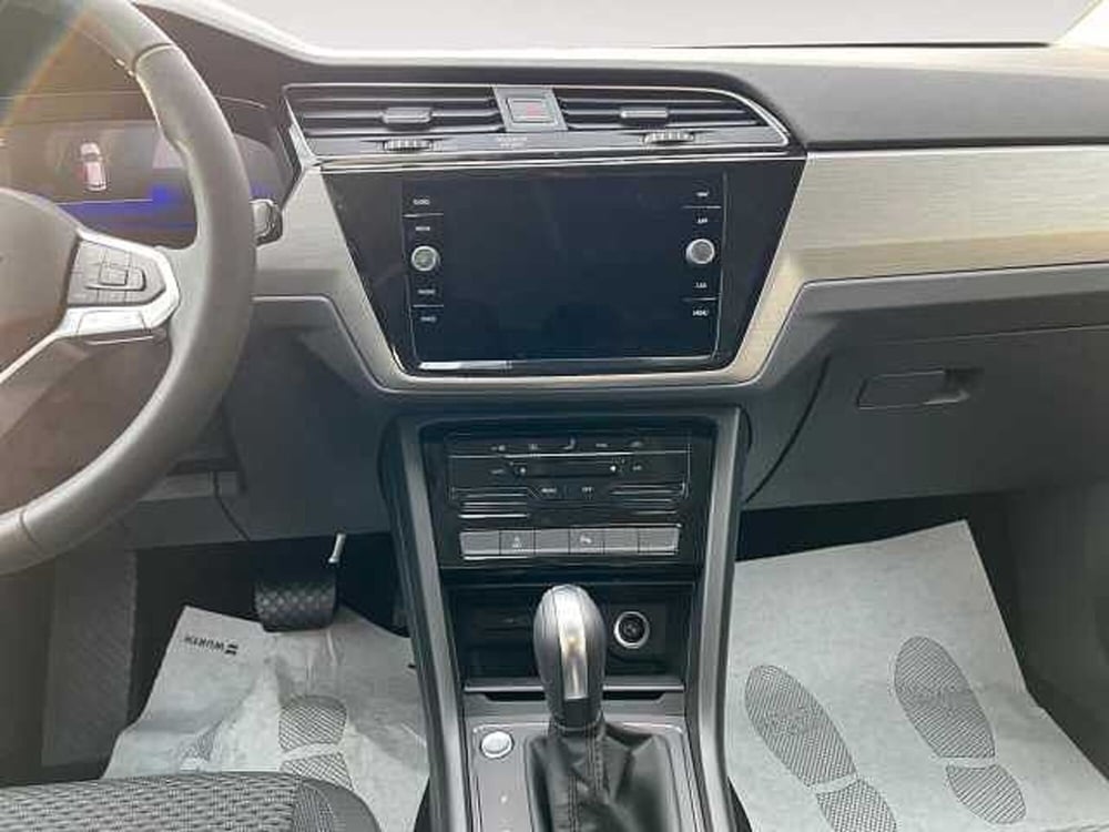 Volkswagen Touran nuova a Lecco (10)