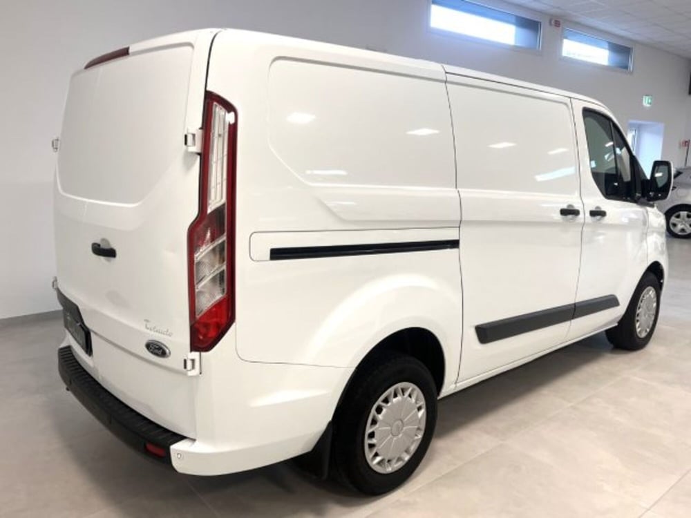 Ford Transit Custom Furgone usata a Oristano (5)