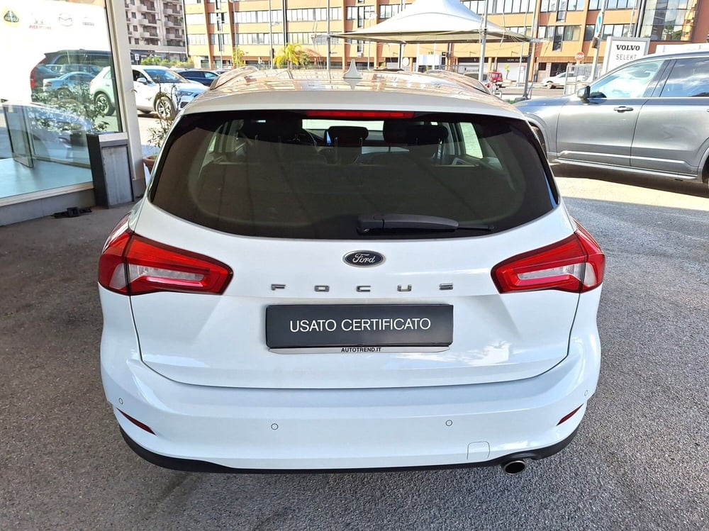 Ford Focus Station Wagon usata a Bari (4)