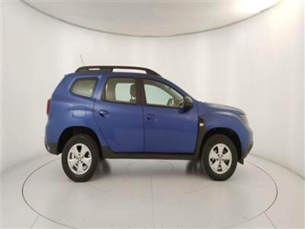 Dacia Duster usata a Bari (9)