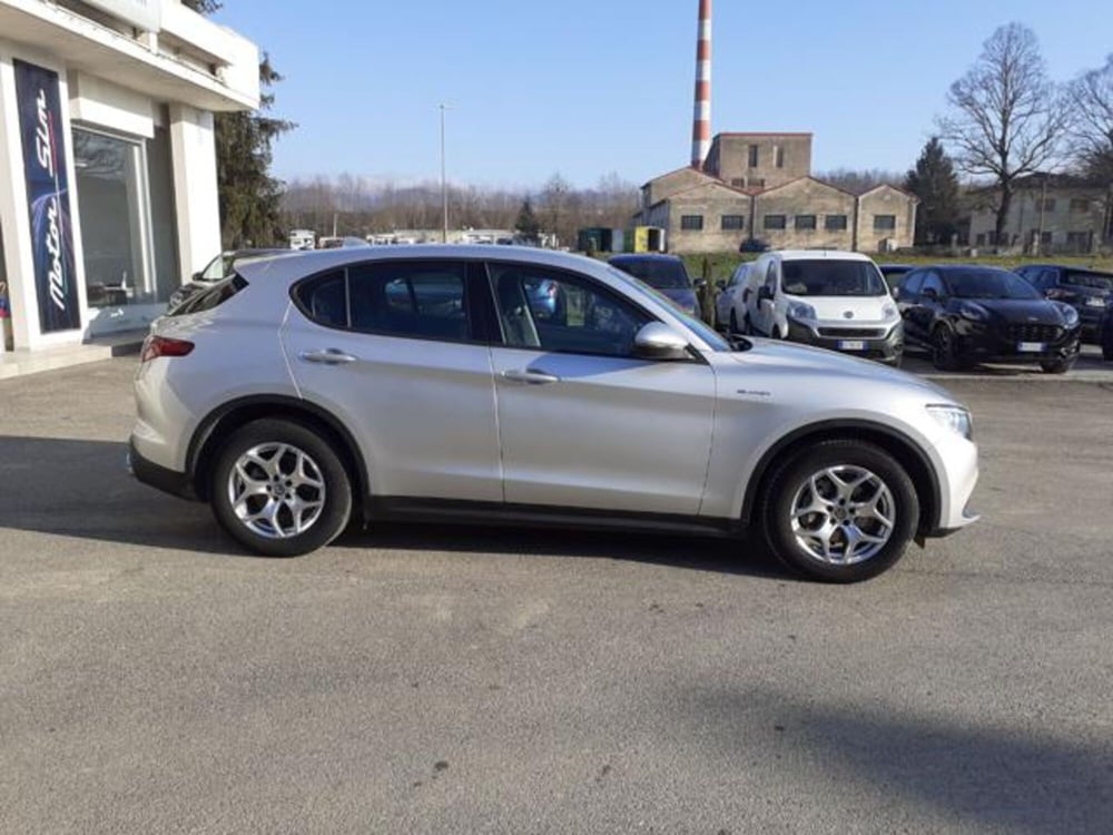 Alfa Romeo Stelvio usata a Firenze (4)