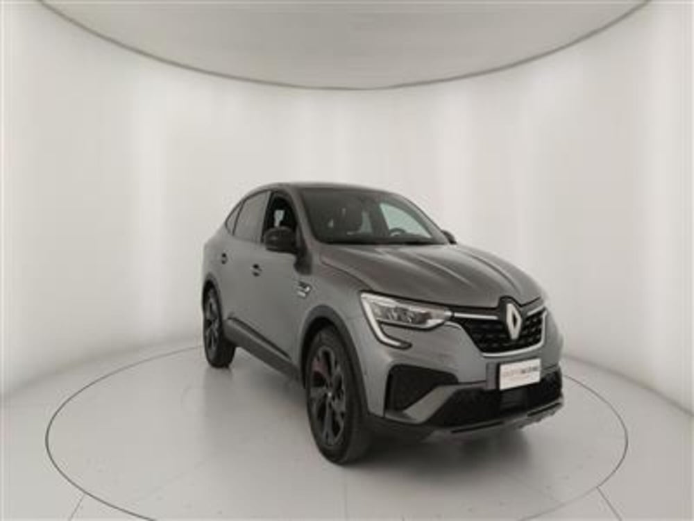 Renault Arkana usata a Bari (11)