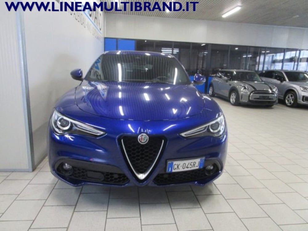 Alfa Romeo Stelvio usata a Piacenza (6)