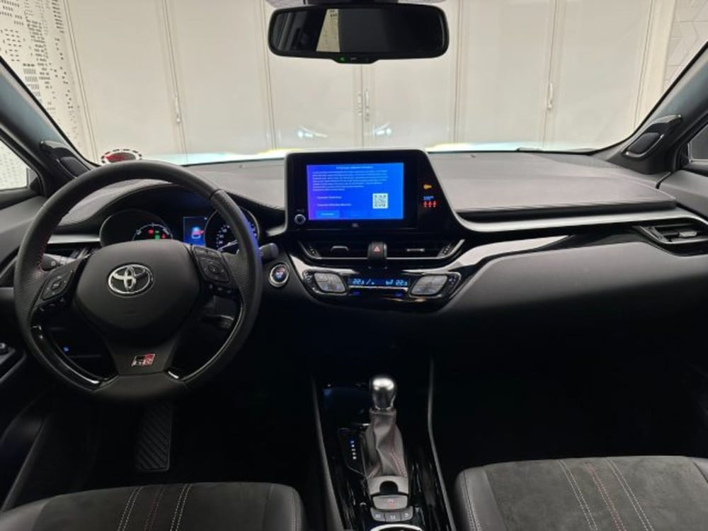 Toyota Toyota C-HR usata a Cuneo (11)