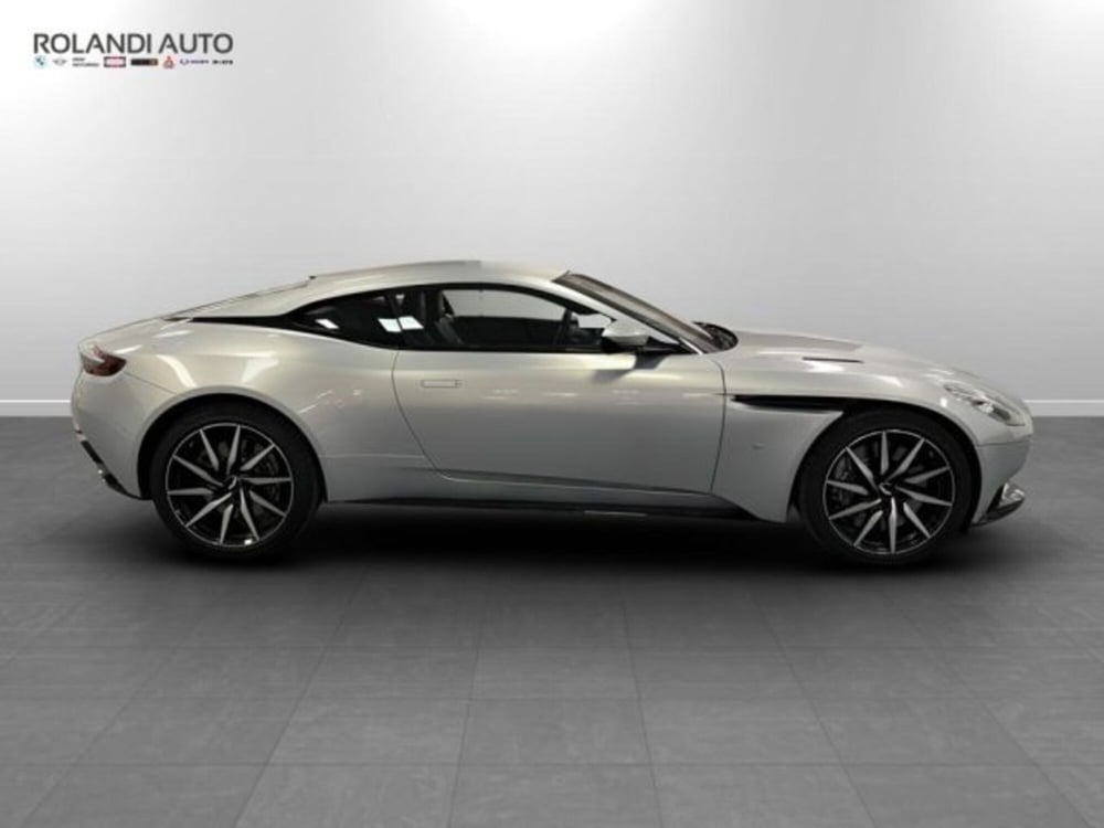 Aston Martin DB11 usata a Alessandria (4)