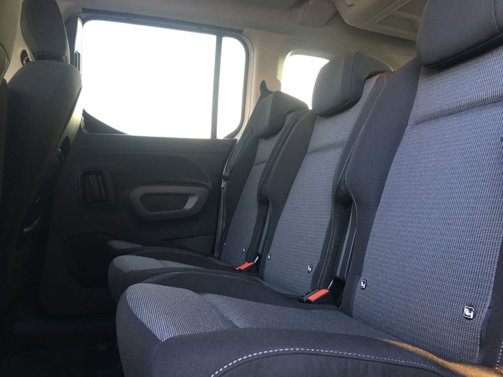 Toyota Proace City Verso nuova a Lecco (11)