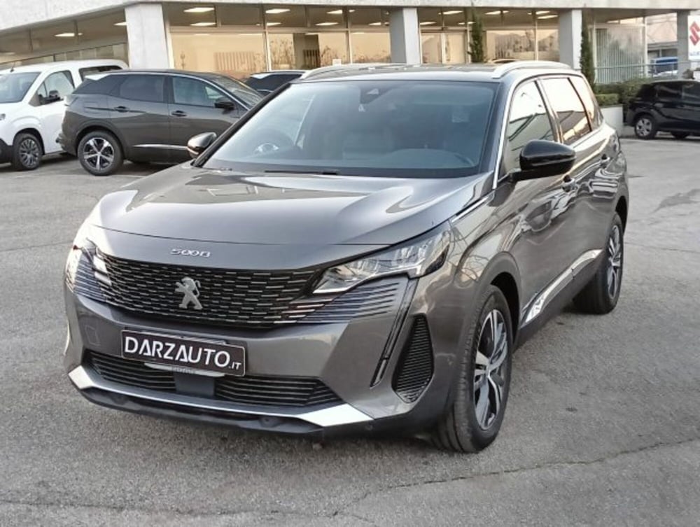 Peugeot 5008 nuova a Brescia