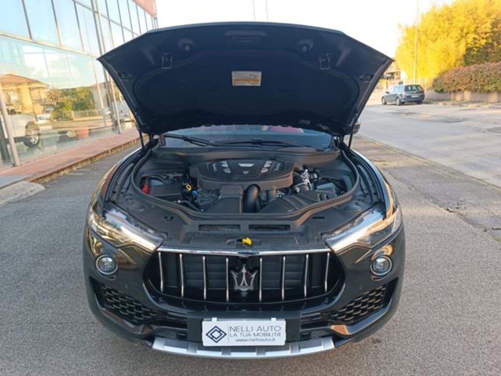 Maserati Levante usata a Pisa (2)