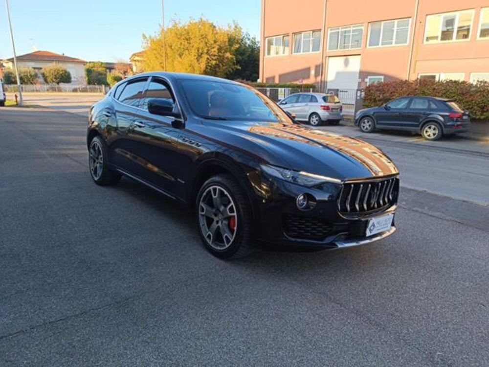 Maserati Levante usata a Pisa (3)