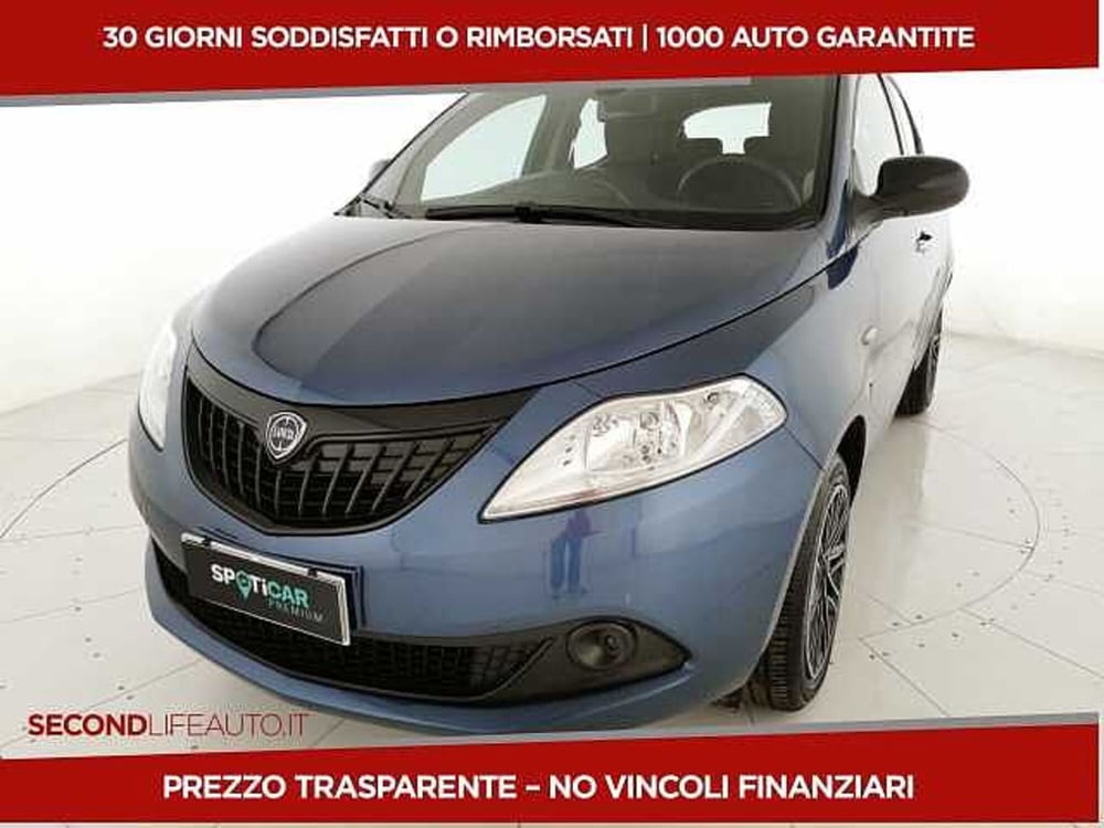 Lancia Ypsilon nuova a Chieti (20)