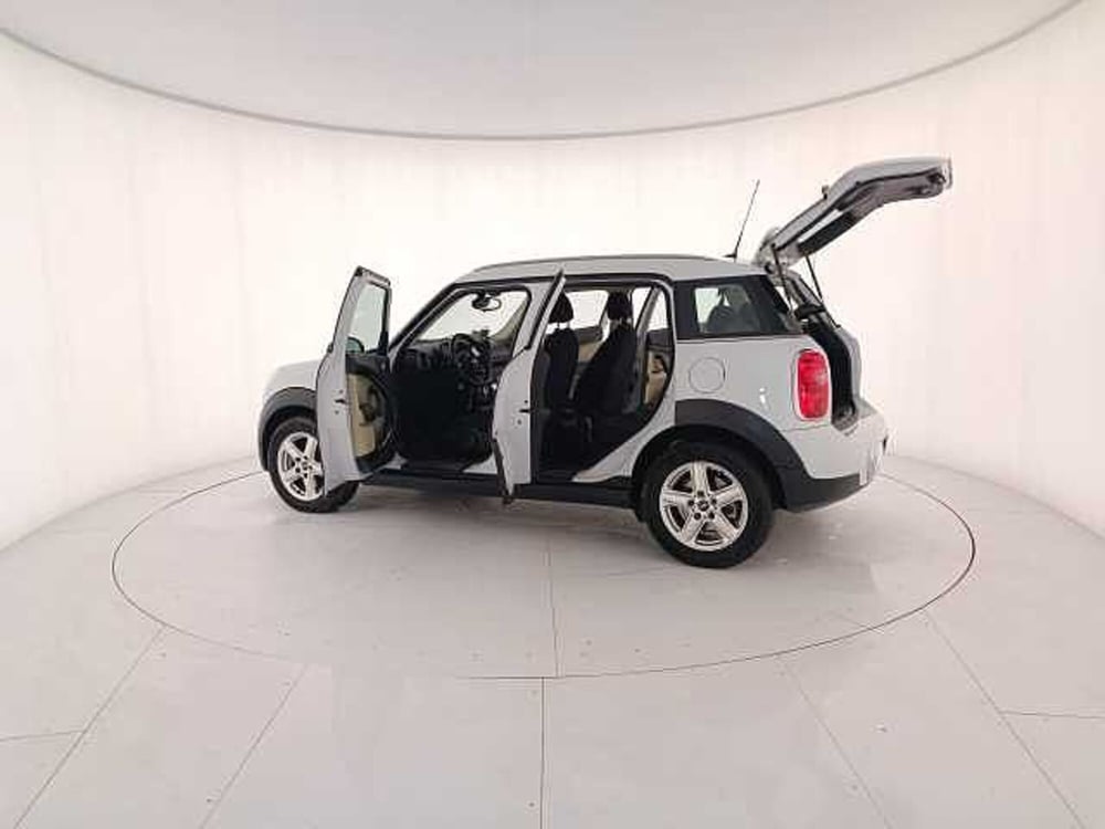 MINI Mini Countryman usata a Venezia (8)