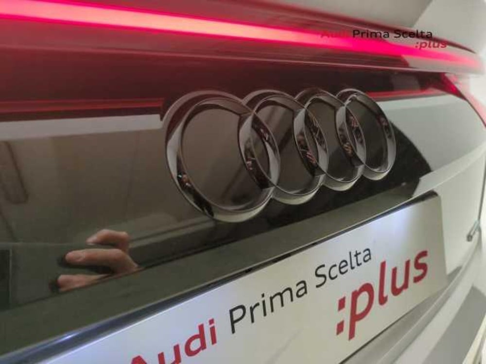 Audi Q8 usata a Avellino (11)