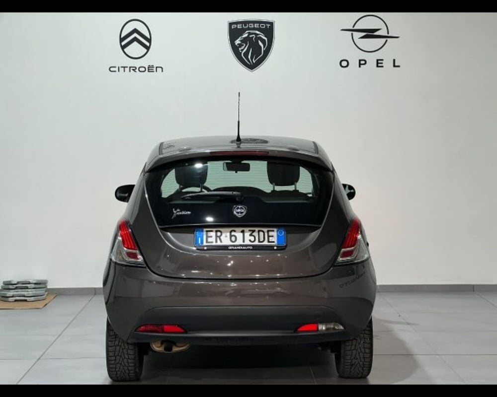 Lancia Ypsilon usata a Alessandria (6)