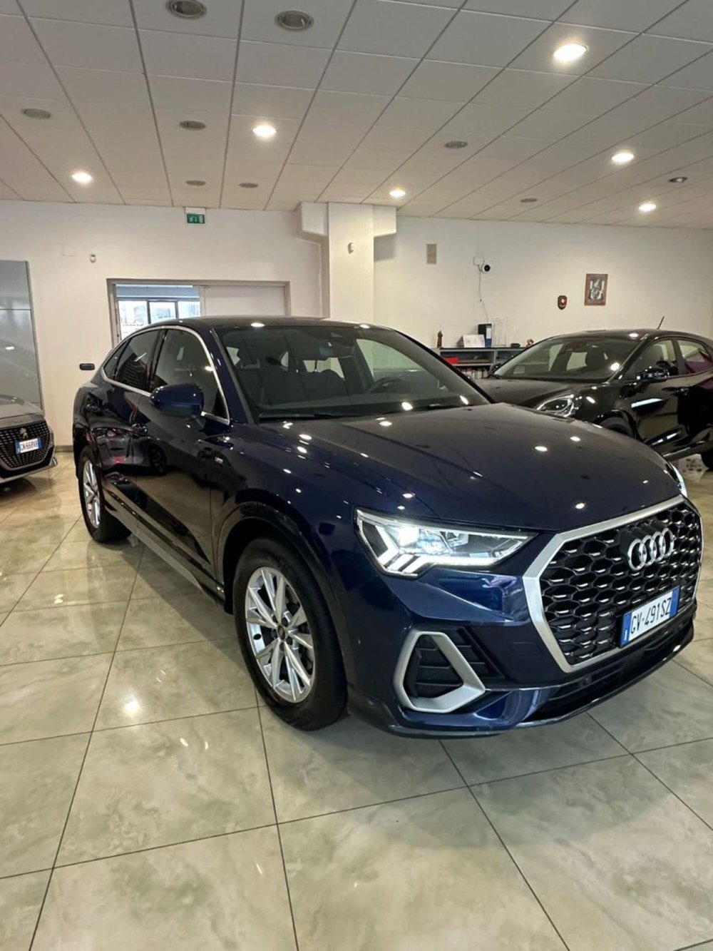 Audi Q3 Sportback usata a Napoli (2)