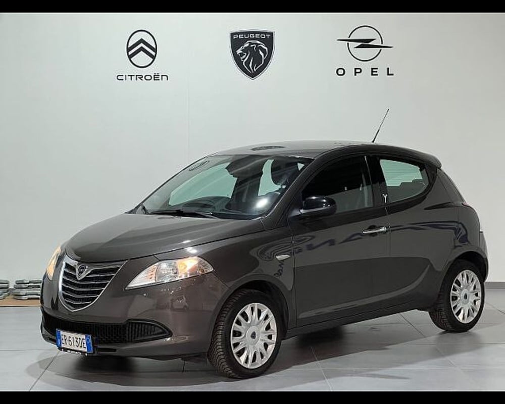 Lancia Ypsilon usata a Alessandria