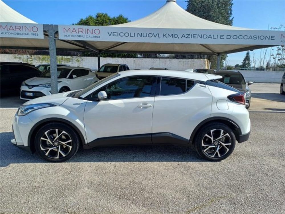 Toyota Toyota C-HR usata a Bari (7)