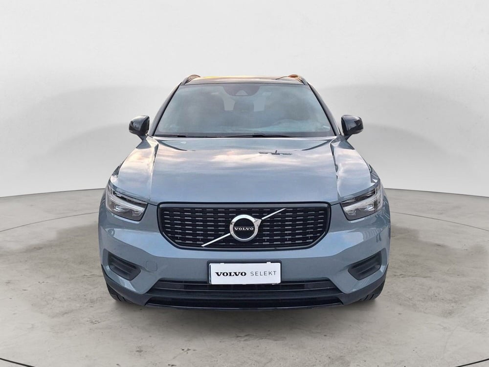 Volvo XC40 usata a Bari (3)