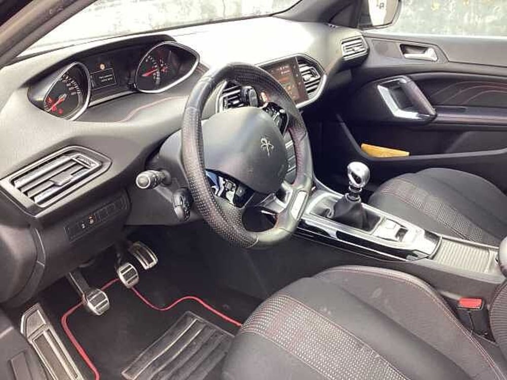 Peugeot 308 usata a Roma (14)