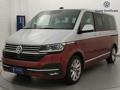 Volkswagen Multivan 2.0 TDI 204CV DSG 4Motion Highline  del 2023 usata a Busto Arsizio