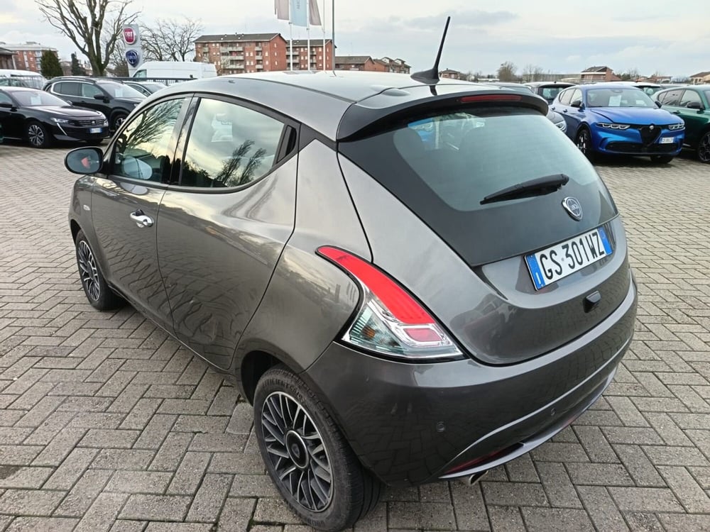 Lancia Ypsilon usata a Alessandria (10)