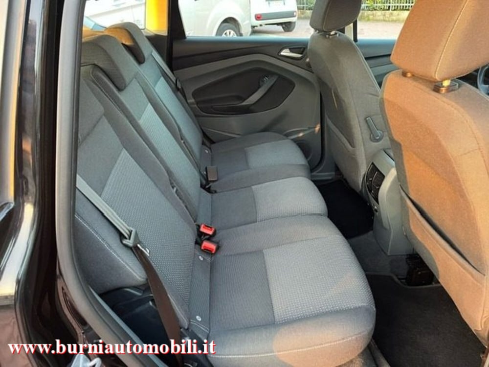 Ford C-Max usata a Milano (12)