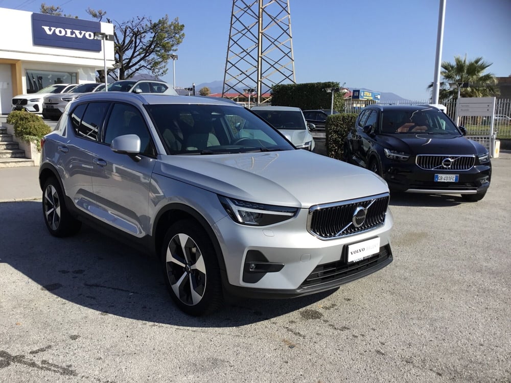 Volvo XC40 usata a Napoli (4)