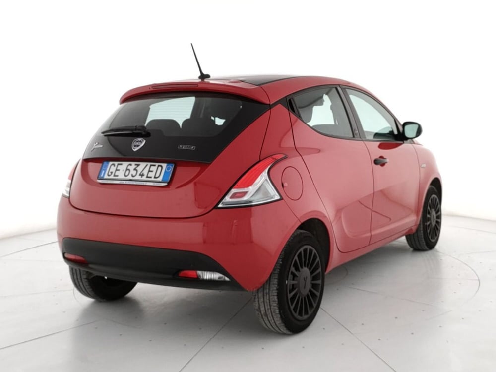 Lancia Ypsilon usata a Roma (2)