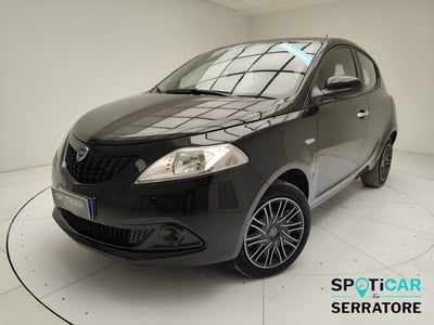 Lancia Ypsilon 1.0 FireFly 5 porte S&amp;S Hybrid Gold Plus del 2024 usata a Erba