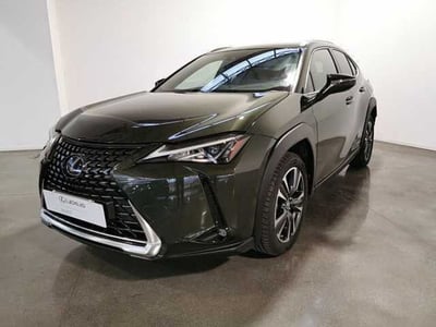 Lexus UX Hybrid 4WD Executive  del 2019 usata a San Giovanni Teatino