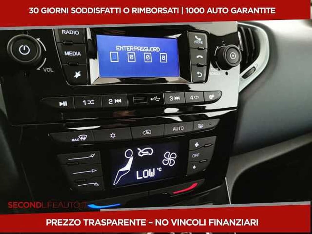 Lancia Ypsilon nuova a Chieti (12)