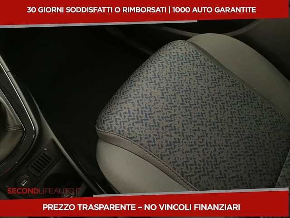 Lancia Ypsilon nuova a Chieti (13)