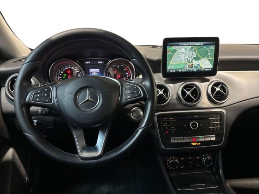 Mercedes-Benz CLA Shooting Brake usata a Bologna (11)