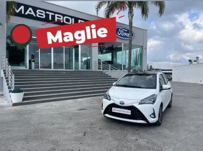 Toyota Yaris 1.5 Hybrid 5 porte Style del 2018 usata a Tricase