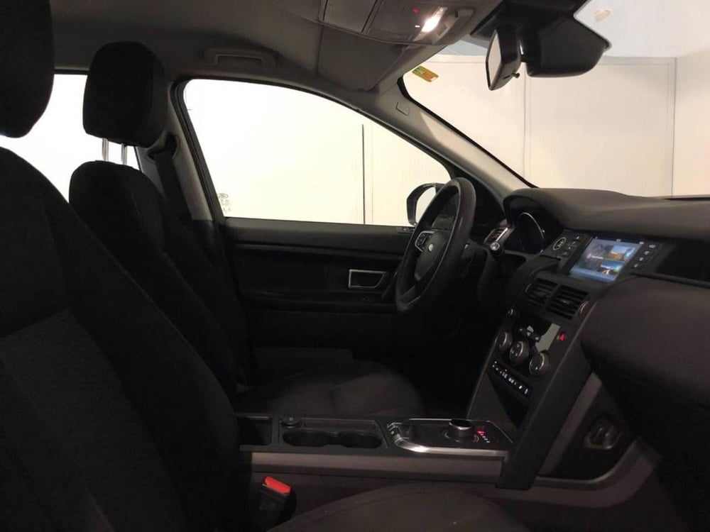 Land Rover Discovery Sport usata a Torino (9)